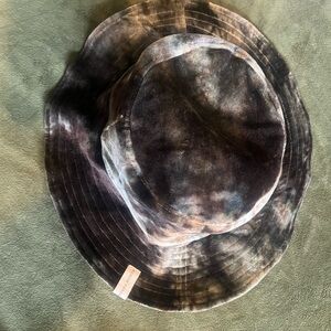 Velvet hand dyed bucket hat